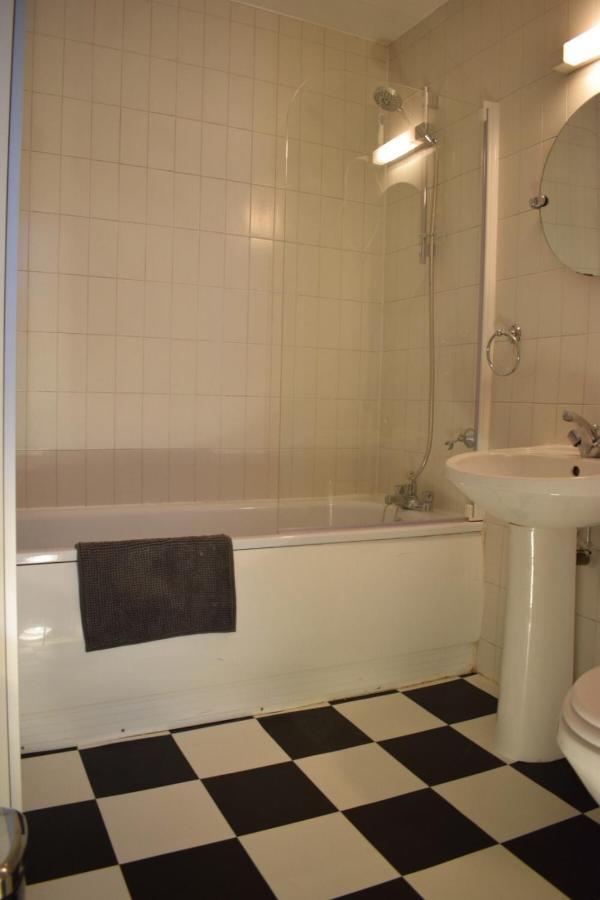 Spacious 2 Bedroom Flat In Beautiful Maida Vale Apartament Londra